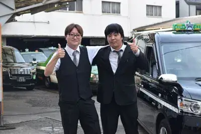 高円寺から徒歩5分！通勤にも便利ですし、仕事面でも新宿・渋谷・池袋といった都内有数の繁華街に近く効率よく仕事ができる！