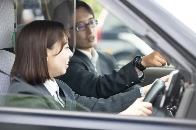 面接はざっくばらんにお話ししましょう。リラックスした空間で行います。