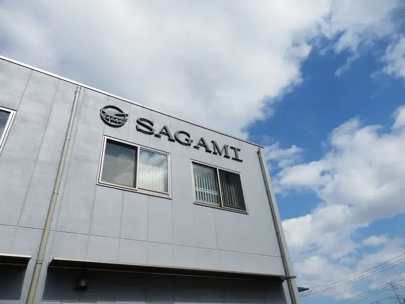 企業やテレビ局・マスコミ関係からのチケット契約が多く、安定した実績と収入を確保しております。