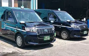 当社は、都内でも珍しい全車ジャパンタクシーを使用しているタクシー会社です。