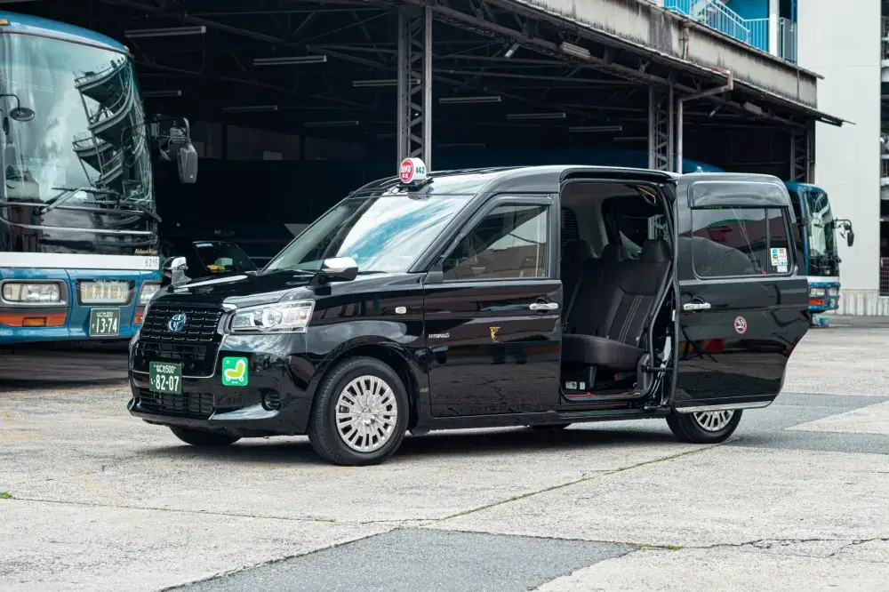 クラウンスーパーデラックス他 全車ETC・デジタルタコグラフ・自動日報・クレジット決済・電子マネー決済搭載！GPS配車システム完備・スマホ・PC配車システム完備・全車防護板・当社オリ