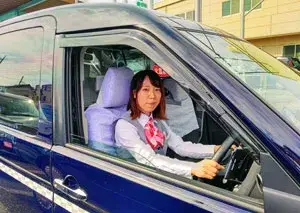 女性ドライバーの転職応援します。産休や育休などの福利厚生も整っており、女性にとっても働きやすい環境だといえるでしょう。