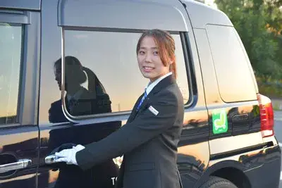 女性ドライバー多数在籍しています。東都自動車交通グループは女性の転職を全力で応援サポート致します。