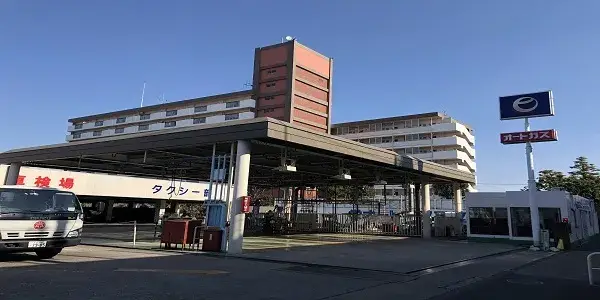 広大な敷地に、LPスタンド併設しています。