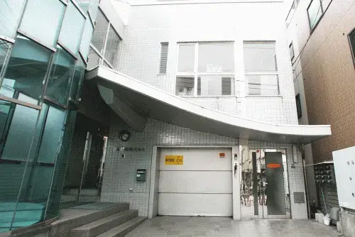 会社近くに社員寮を完備。