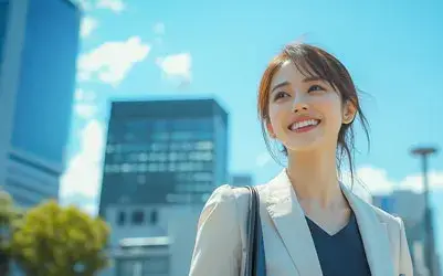 子育て中の方の短時間勤務も可能！働く時間や日数に柔軟に対応し、無理のないペースでしっかりと収入を得られる環境を整えています。