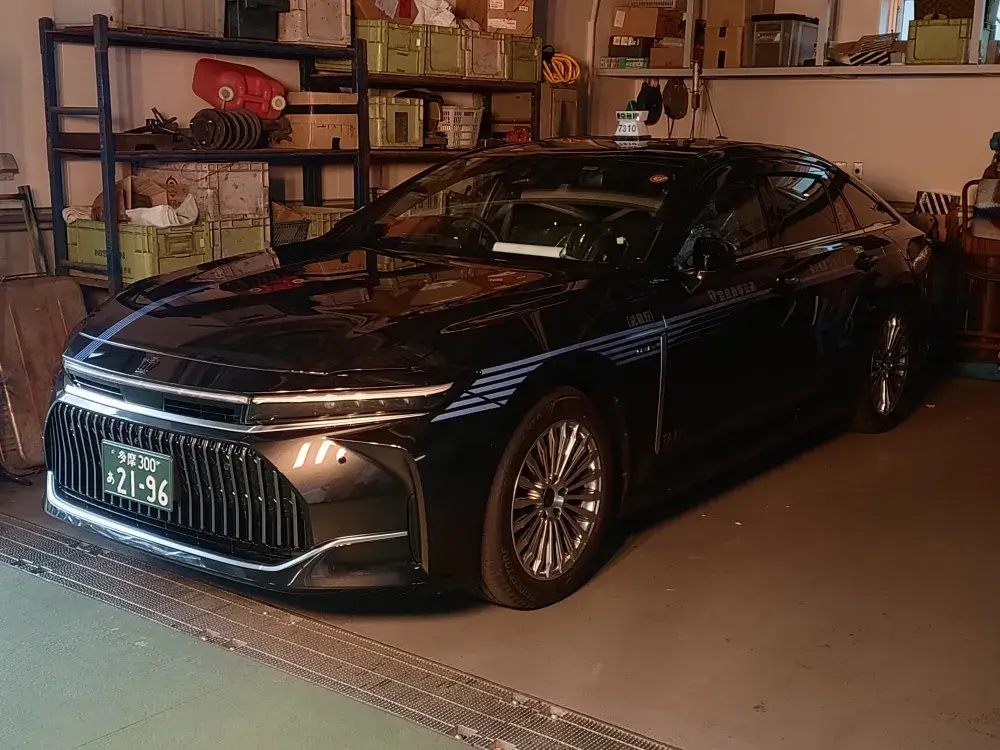 水素クラウンセダンを導入しました