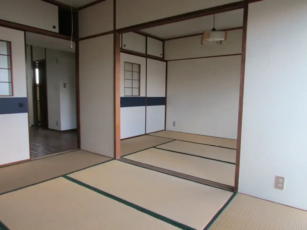 単身者以外にも家族寮も完備しております。