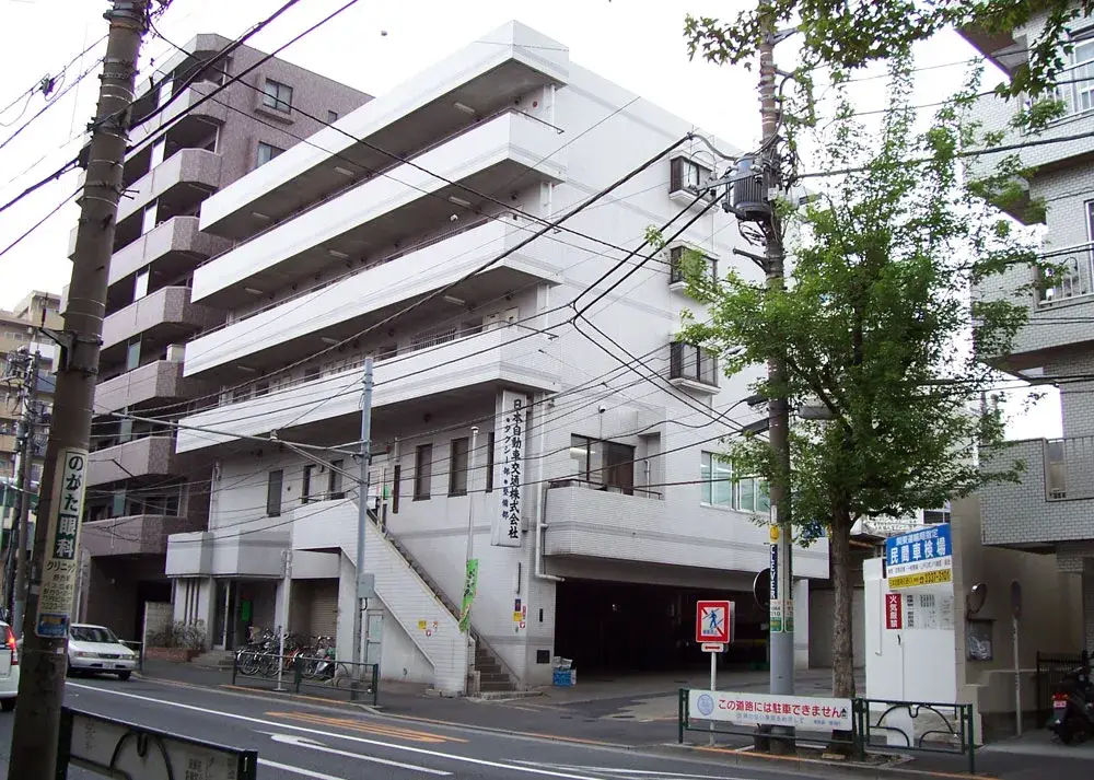 高円寺から徒歩5分と、通勤にも仕事面でも最高の立地