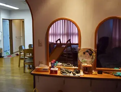 女性専用室パウダールーム。その他にも女性専用のトイレ・お風呂・ロッカー・仮眠室があります。